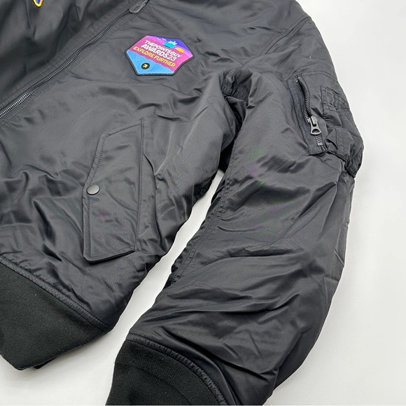 Men’s The Points Guy Awards 23 Black Uniqlo Bomber Jacket Large - Picture 5 of 13